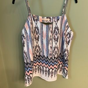 Cutout tank